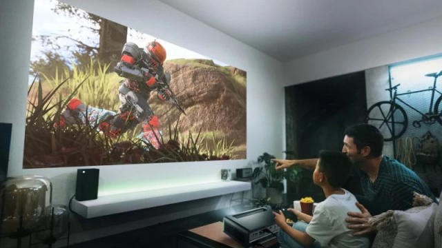 Can I Play Xbox On A Projector?