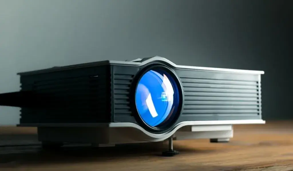 How To Fix The  Buzzing Sound Of The Projector